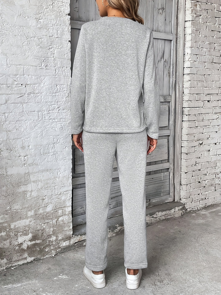 Everyday Chic: 2-Piece Comfy Crewneck Lounge Set