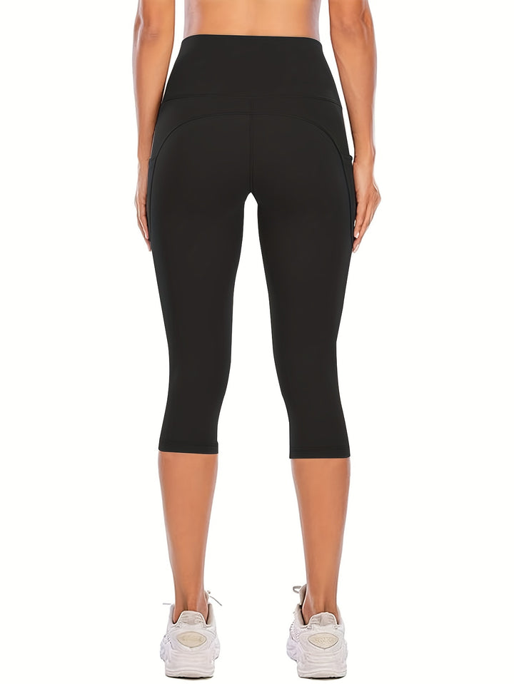 MoveFlex High-Waist Capri Leggings
