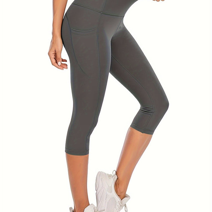 MoveFlex High-Waist Capri Leggings